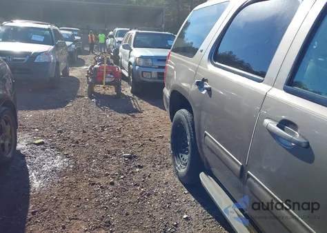 2014 Chevrolet Tahoe Lt z USA, uszkodzony, nr VIN 1GNSCBE01ER202991